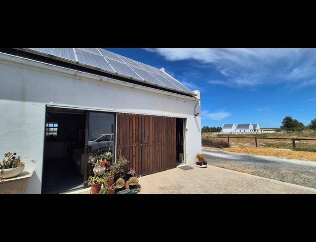 5 BEDROOM HOUSE FOR SALE IN KLEIN DASSENBERG